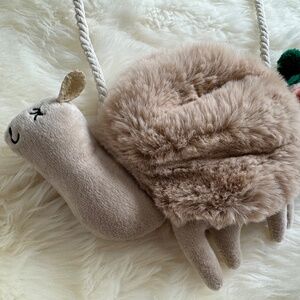 New Women Cute Camel crossing crossing body bag colorful pom pom